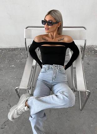 Лонгслів з відкритими плечима чорний та білий