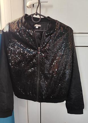 Кофта бомбер в пайетки