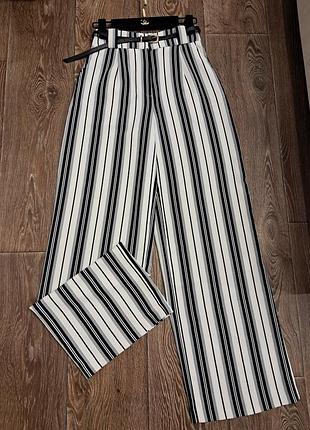 Трендовые брюки палаццо высокой посадки