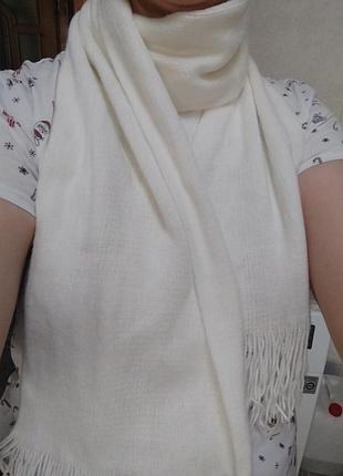 Гарний білий шарфікт осінь-зима 25*180