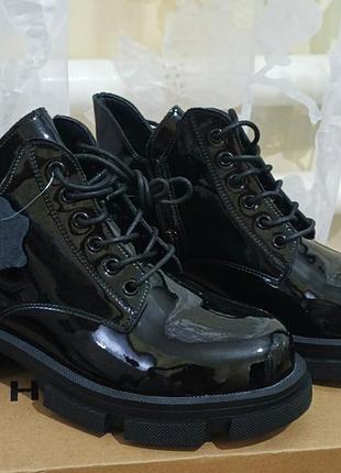 Ботінки лакована шкіра 40розмір