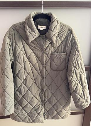 Осіння жіноча стьобана куртка колір хакі, застібка кнопки, на утепленні