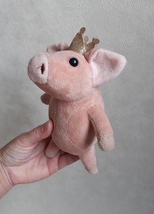 Мягкая игрушка свинка с короной