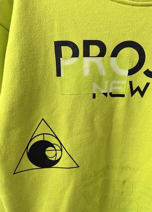 Класна кофта на хлопчика 12 р. 2