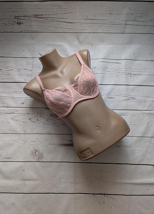 Розовый кружевной бюстгальтер passionata
