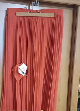 Юбка плиссе р.48, отменного качества, нова
