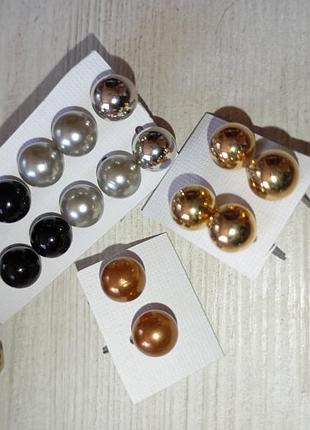 8 пар. сережки цвяшки