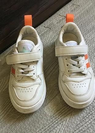 Кросівки дитячі