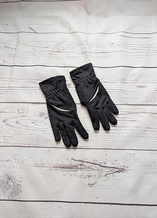Чорні спортивні рукавички tcm
