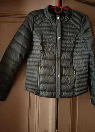 Куртка жіноча