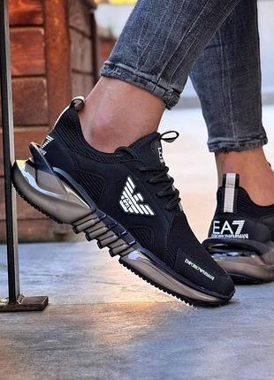 Кросівки брендові