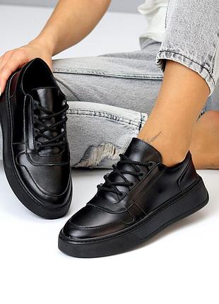 Женские черные кроссовки прошиты кожаные 36 37 38 39