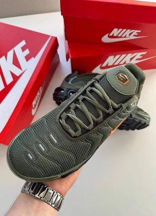 Женские кроссовки nike air max plus tn dark stucco 4
