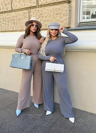 Жіночий костюм з топом у рубчик на прогулянку 🌿 повсякденний жіночий костюм у рубчик