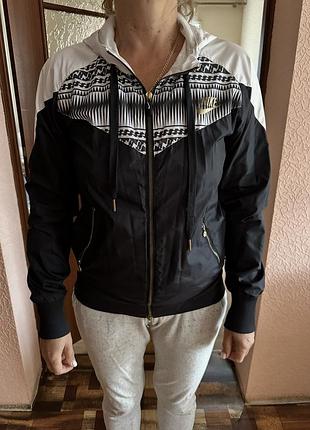 Ветровка nike