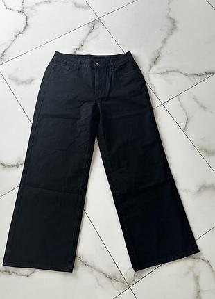 Нові чорні жіночі джинси