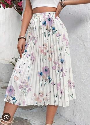 Фирменная юбочка в идеале!!!