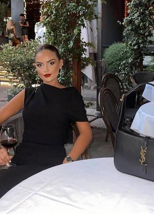 Потрясающее платье футляр миди с драпировкой zara
✨✨✨✨✨✨✨✨✨✨✨ 5