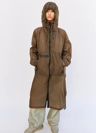 Легкий нейлоновый плащ коричневого цвета zara
☝️☝️☝️☝️☝️☝️☝️☝️☝️☝️☝️☝️