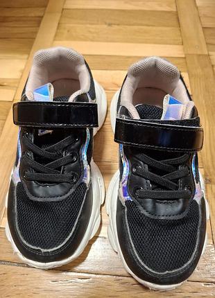 Кросівки дитячі 2