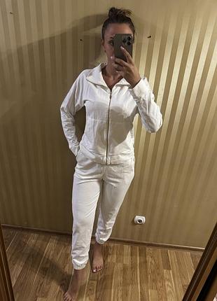 Білий костюм трьохнитка турецький