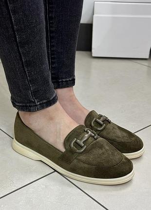 Туфельки з декоративним ремінцем