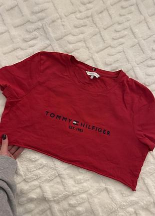 Кроп футболка tommy hilfiger