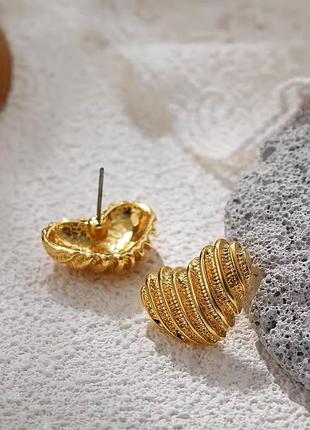 Серьги сердца в золотые