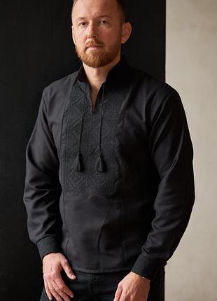 Вишиванка чоловіча чорна