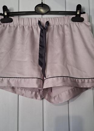 Атласні шорти