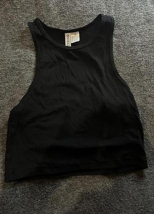 Топ майкою