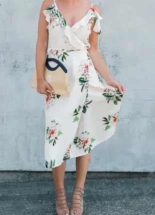 Цветочное платье с открытыми плечами topshop размер 38