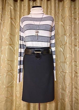 Классическая черная юбка миди