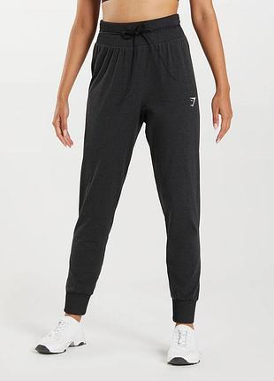 Легкі спортивні штани джогери gymshark