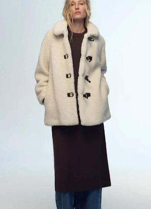 Zara шуба, пальто