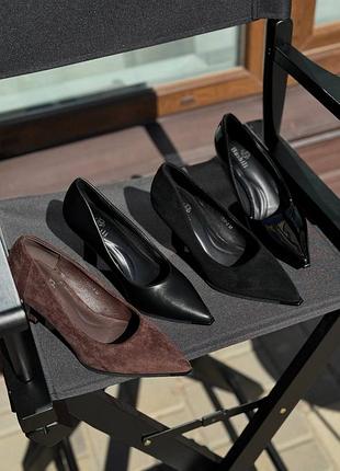 Качественные базовые классические туфли лодочки острый носок.