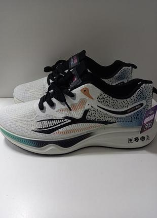 Кросівки чоловічі для спорта.  
х- 6656 ціна 800грн. розмір: 44.