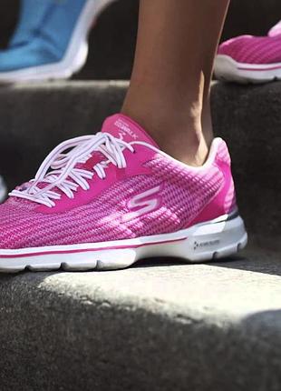 Sketchers супер комфортные кроссовки