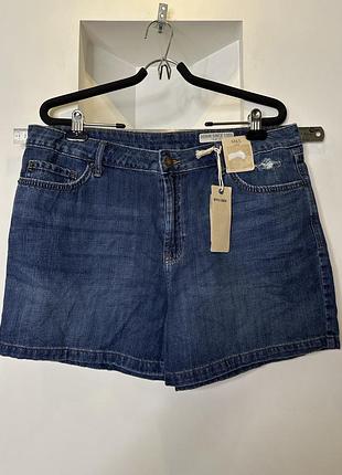 Новые шорты р. 14