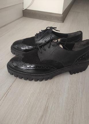 Дерби женские фирменные стильные и модные