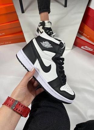 Кроссовки женские nike jordan 1