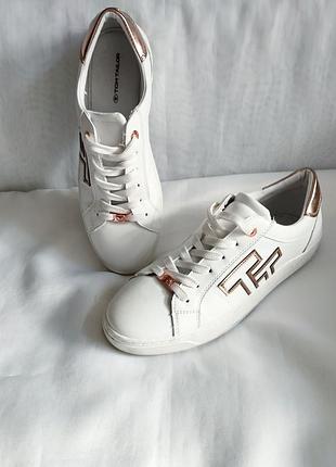 Белые женские кроссовки tom tailor