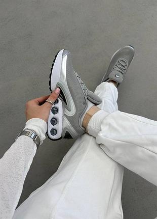 Женские кроссовки nike air max dn mettalic silver найк серого с серебристым цветами 8