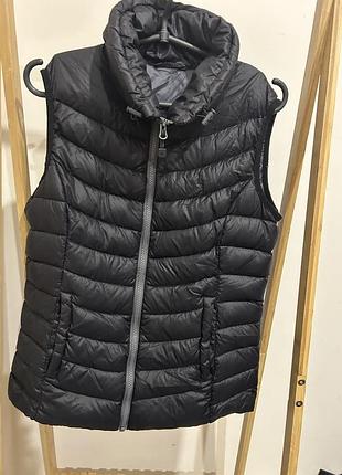 Жилетка жіноча