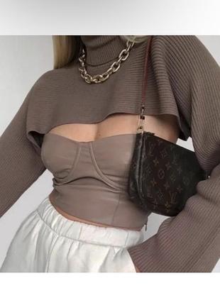 Рукава вʼязані з горлом