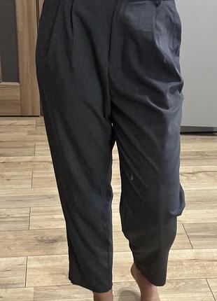 Брюки h&amp;m укороченные с необработанными краями