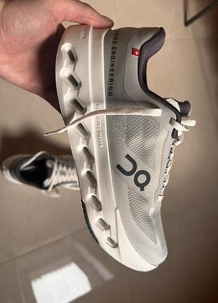 Нові кросівки чоловічі 40 розмір