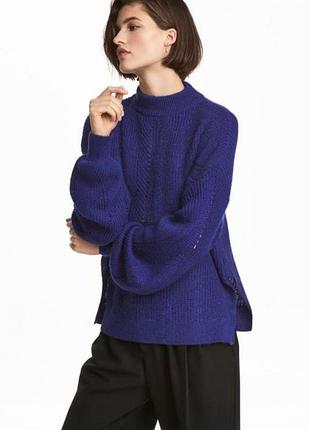 Стильний приємний светр з мохером