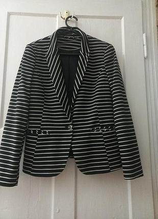 Пиджак,жакет.