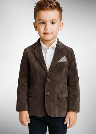 Стильний блейзер оксамит